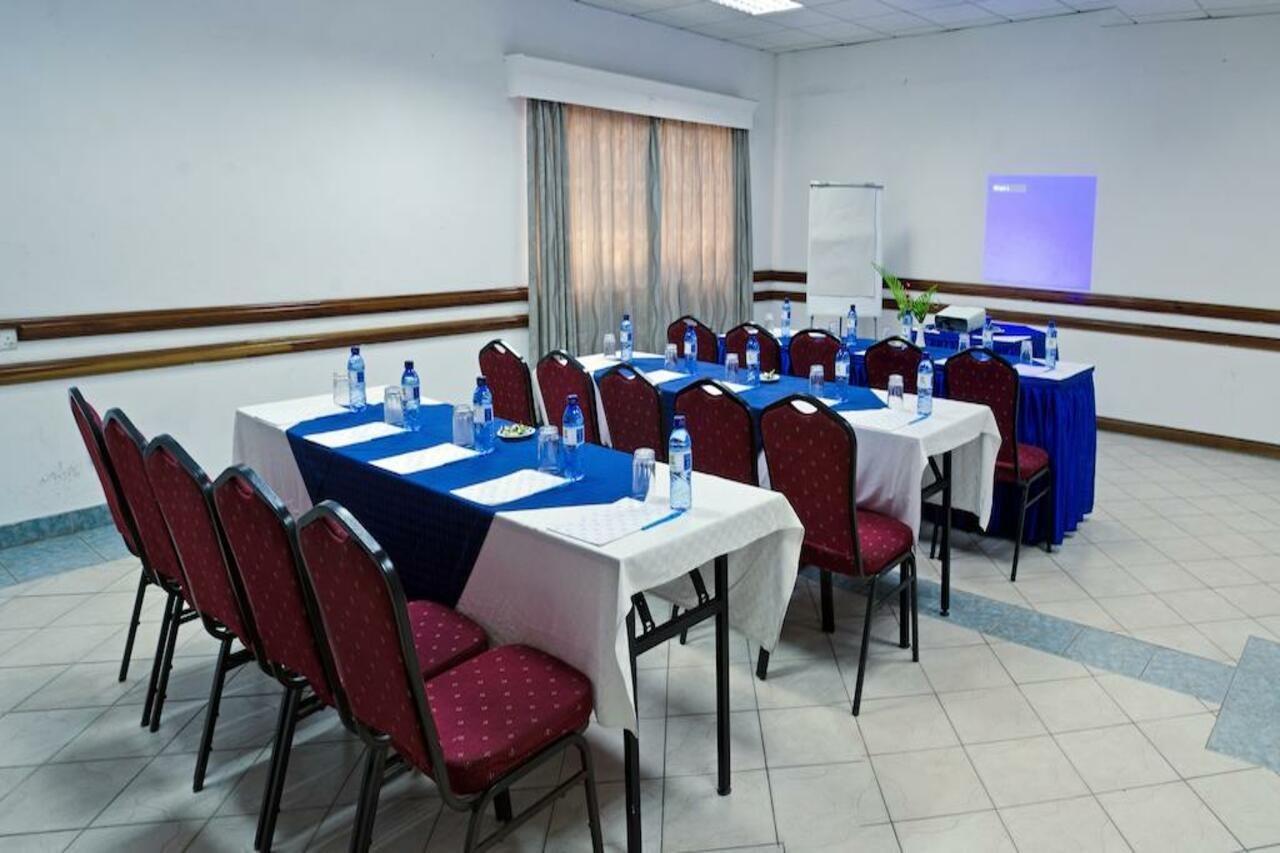 Sentrim Castle Royal Hotel Mombasa Exteriér fotografie