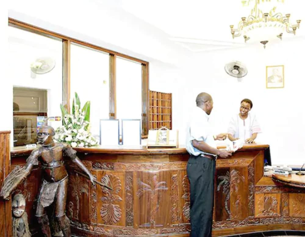 Sentrim Castle Royal Hotel Mombasa Exteriér fotografie